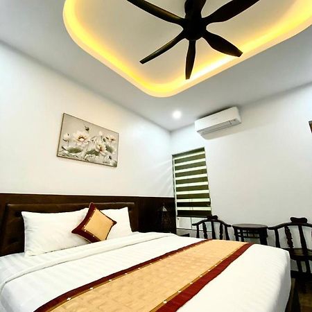 Sunstart Hotel Ha Long Esterno foto